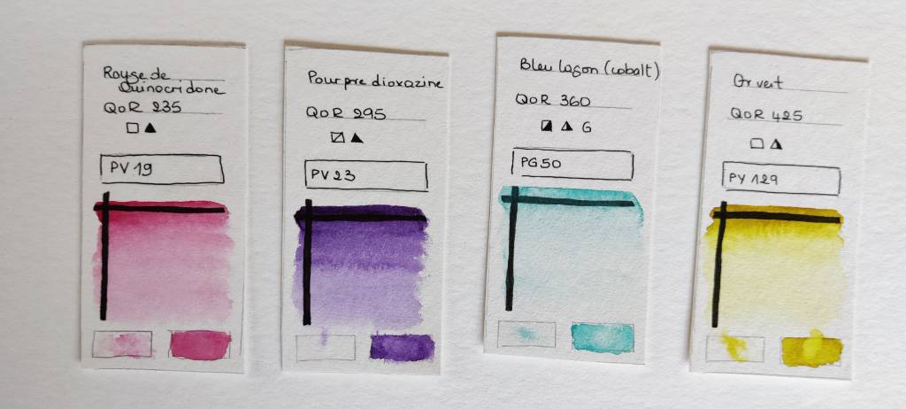 4 fiches techniques : rouge de quinacridon, porpre dioxazine, bleu lagon (cobalt) et or vert