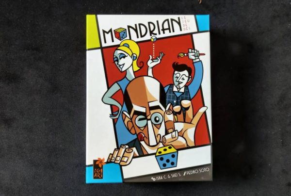 "Mondrian" et trois personnages : une jeune femme lançant un dé, un jeune homme brandissant un pinceau et u un homme dégarni qui se concentre avant de lancer un dé. Le tout est dessiné dans un style épuré, avec des couleurs franches